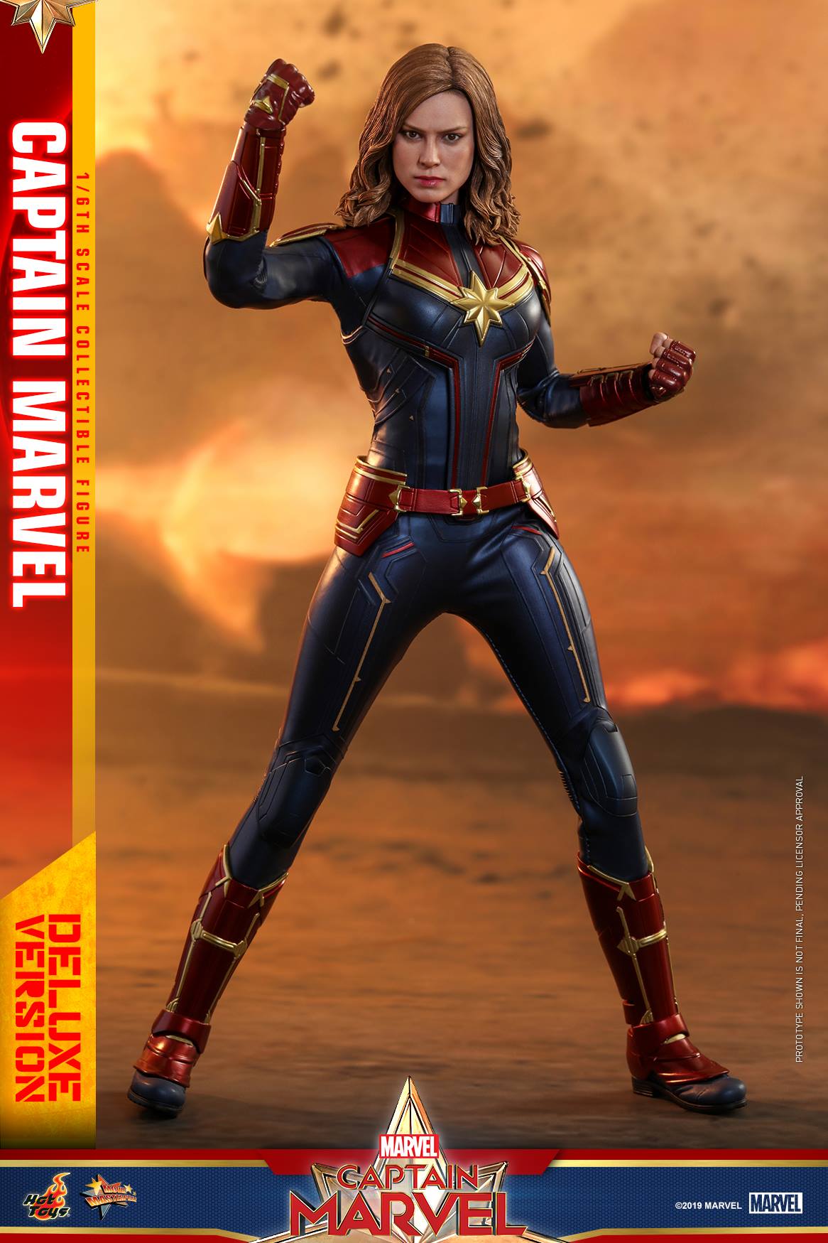 Hot Toys Marvel Captain Marvel Deluxe Sixth Scale Figure